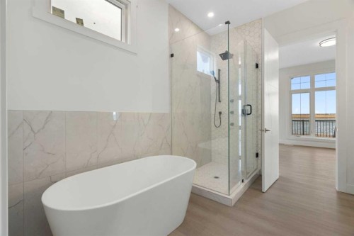 340 Muirfield Crescent, Lyalta, AB - Indoor Photo Showing Bathroom