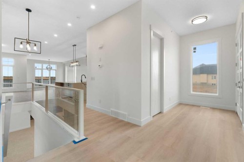 340 Muirfield Crescent, Lyalta, AB - Indoor Photo Showing Other Room