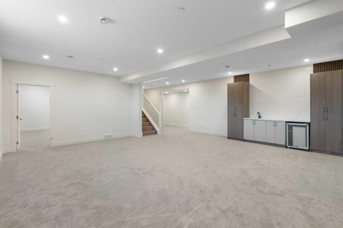 340 Muirfield Crescent, Lyalta, AB - Indoor