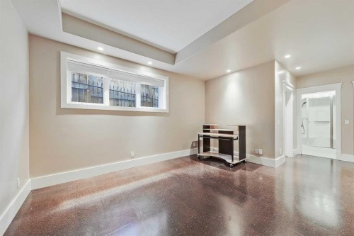 53 Spring Willow Terrace Sw, Calgary, AB - Indoor Photo Showing Other Room