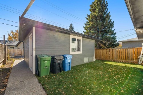 4229 Richmond Road Sw, Calgary, AB - Outdoor With Exterior