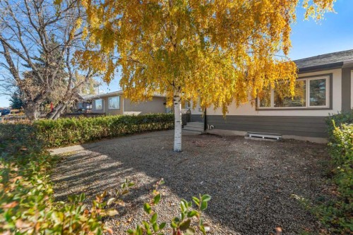 4229 Richmond Road Sw, Calgary, AB - Outdoor