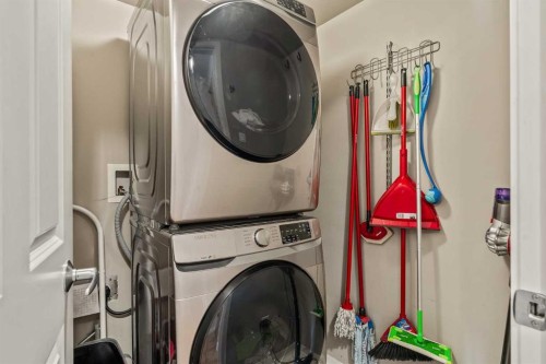311-1108 6 Avenue Sw, Calgary, AB - Indoor Photo Showing Laundry Room