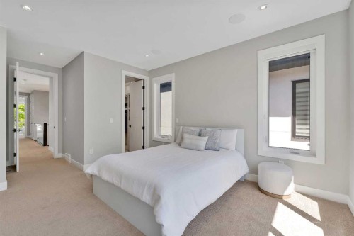 617 19 Avenue Nw, Calgary, AB - Indoor Photo Showing Bedroom