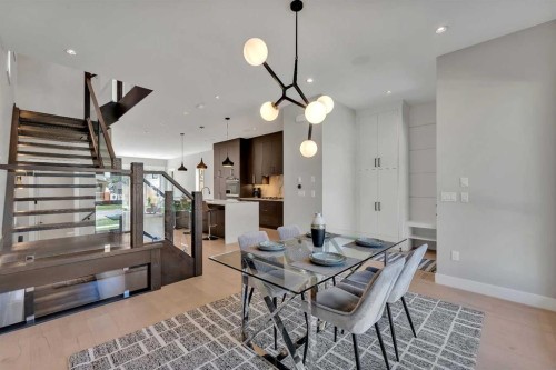 617 19 Avenue Nw, Calgary, AB - Indoor Photo Showing Dining Room
