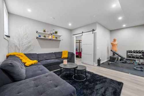 235 Redstone Heights Ne, Calgary, AB - Indoor