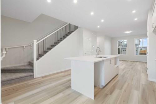 680 Buffaloberry Manor Se, Calgary, AB - Indoor