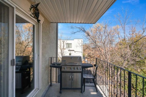 6-2512 15 Street Sw, Calgary, AB - Outdoor With Exterior