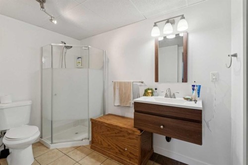 14 Glenhill Crescent, Cochrane, AB 