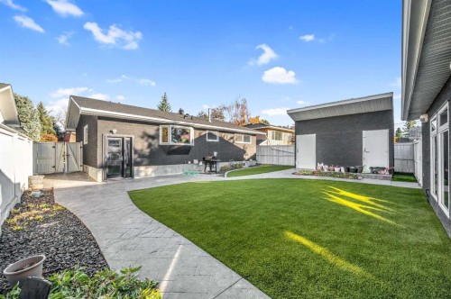 10012 Willowview Road Se, Calgary, AB - Outdoor