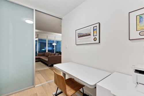 104-128 Waterfront Court Sw, Calgary, AB - Indoor Photo Showing Other Room