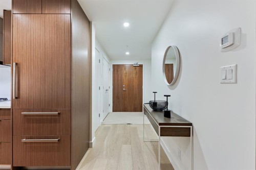 104-128 Waterfront Court Sw, Calgary, AB - Indoor Photo Showing Other Room