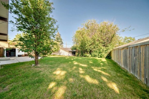 129 Glenpatrick Drive Sw, Calgary, AB - Outdoor