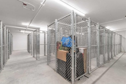 516-8230 Broadcast Avenue Sw, Calgary, AB - Indoor With Storage