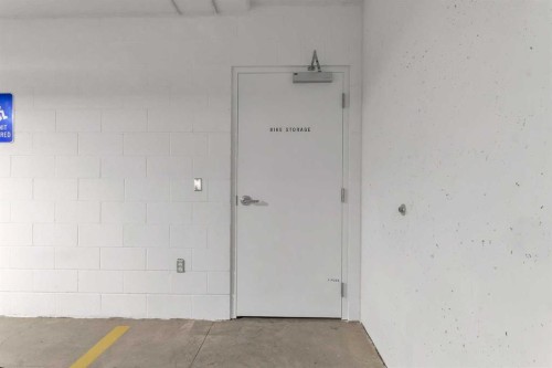 516-8230 Broadcast Avenue Sw, Calgary, AB - Indoor