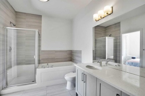 457 Canals Crossing Sw, Airdrie, AB - Indoor Photo Showing Bathroom