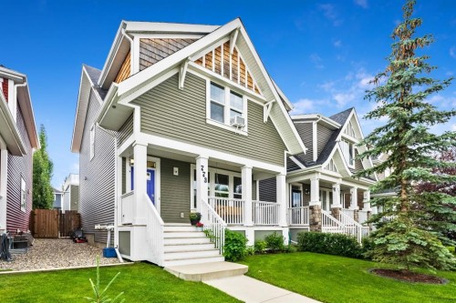 773 River Heights Crescent  Cochrane, AB T4C 0S2