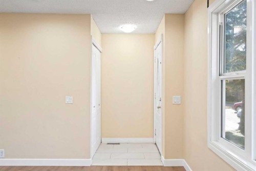 67 Fallswater Crescent Ne, Calgary, AB - Indoor Photo Showing Other Room