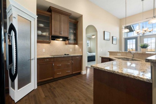70 Muirfield Boulevard, Lyalta, AB - Indoor Photo Showing Kitchen With Double Sink