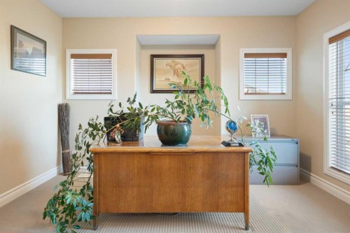 70 Muirfield Boulevard, Lyalta, AB - Indoor Photo Showing Other Room