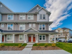 304 Copperstone Manor SE Calgary, AB T2Z 5G3