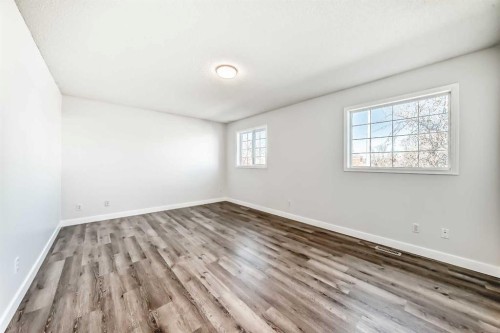 184 Mt Aberdeen Manor Se, Calgary, AB - Indoor Photo Showing Other Room