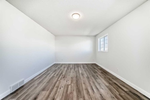 184 Mt Aberdeen Manor Se, Calgary, AB - Indoor Photo Showing Other Room