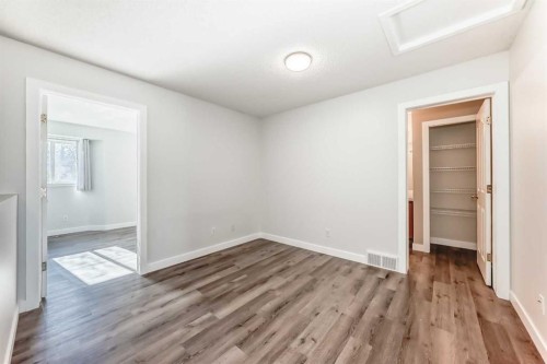 184 Mt Aberdeen Manor Se, Calgary, AB - Indoor Photo Showing Other Room