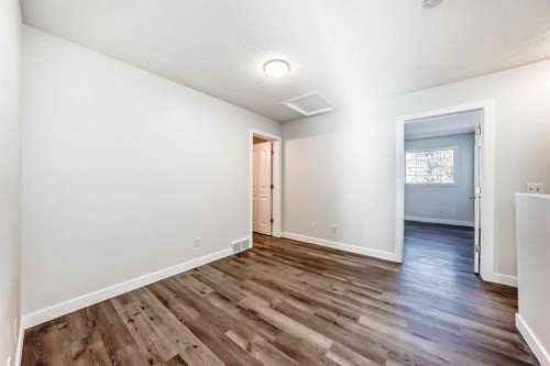 184 Mt Aberdeen Manor Se, Calgary, AB - Indoor Photo Showing Other Room