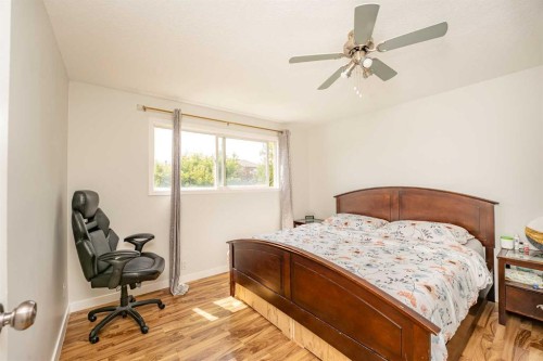 123 Castleglen Road Ne, Calgary, AB - Indoor Photo Showing Bedroom