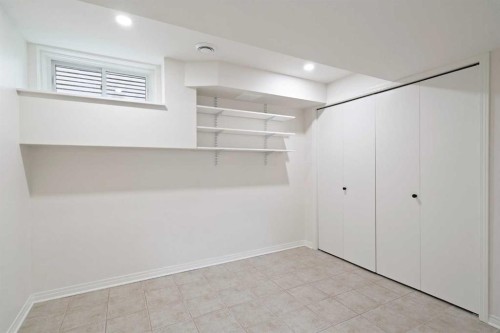 739 19 Avenue Nw, Calgary, AB - Indoor Photo Showing Other Room