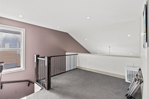 269 Kinniburgh Boulevard, Chestermere, AB - Indoor Photo Showing Other Room