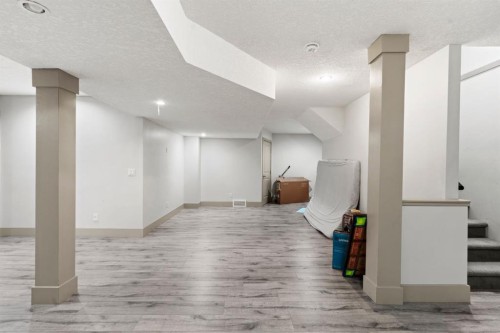 269 Kinniburgh Boulevard, Chestermere, AB - Indoor