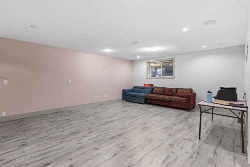 269 Kinniburgh Boulevard, Chestermere, AB - Indoor