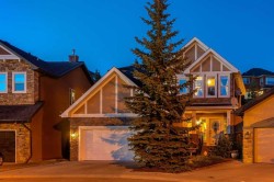 103 Aspen Stone Crescent SW Calgary, AB T3H 5Y8