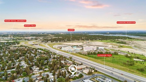 4940 45 Street Sw, Calgary, AB - Outdoor With View