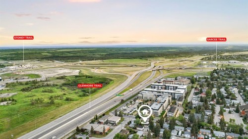 4940 45 Street Sw, Calgary, AB - Outdoor With View