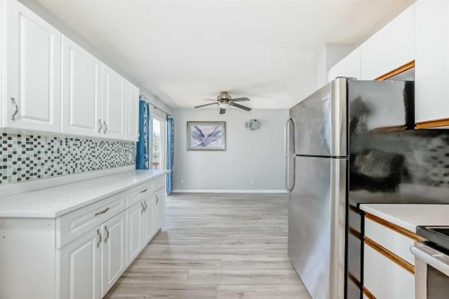 61 San Diego Way Ne, Calgary, AB - Indoor Photo Showing Kitchen