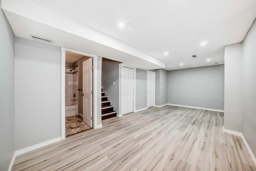 61 San Diego Way Ne, Calgary, AB - Indoor