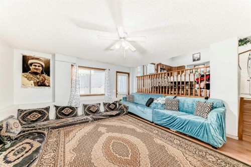 11 San Diego Green Ne, Calgary, AB - Indoor