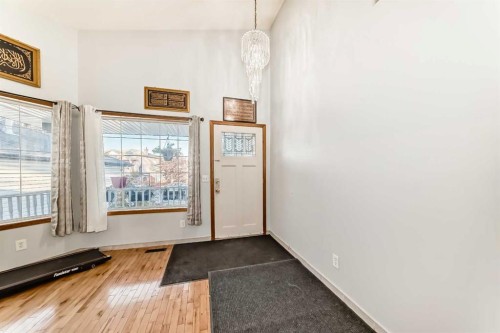 11 San Diego Green Ne, Calgary, AB - Indoor Photo Showing Other Room