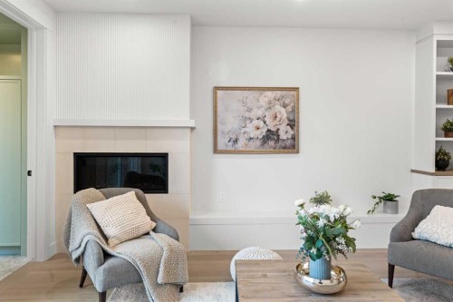 2519 19A Street Sw, Calgary, AB - Indoor Photo Showing Living Room With Fireplace
