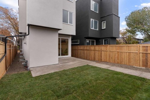 2519 19A Street Sw, Calgary, AB - Outdoor With Exterior