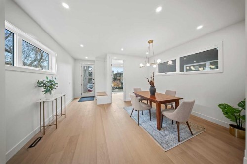 2519 19A Street Sw, Calgary, AB - Indoor Photo Showing Dining Room