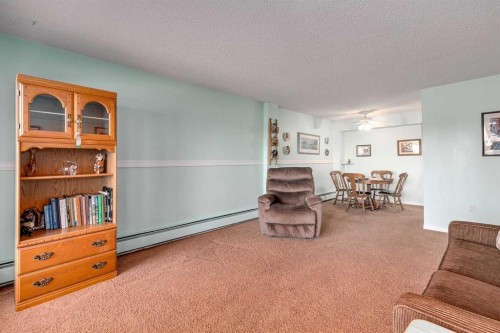 131-820 89 Avenue Sw, Calgary, AB - Indoor