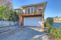 2402 36 Street SW Calgary, AB T3E 2Z5