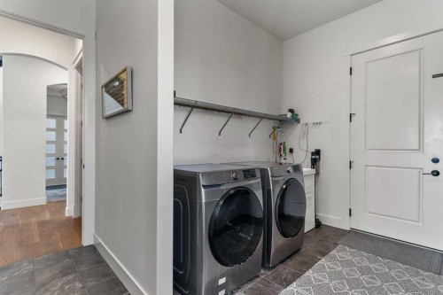 129 Auburn Sound Point Se, Calgary, AB - Indoor Photo Showing Laundry Room