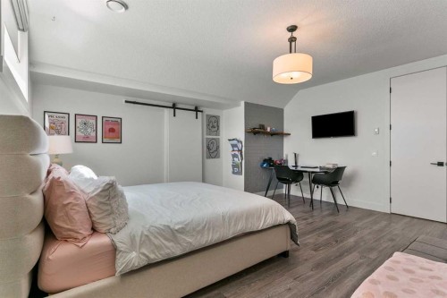 129 Auburn Sound Point Se, Calgary, AB - Indoor Photo Showing Bedroom