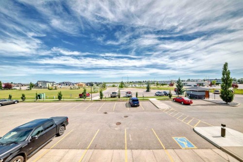 207-1005B Westmount Drive, Strathmore, AB - Outdoor With View