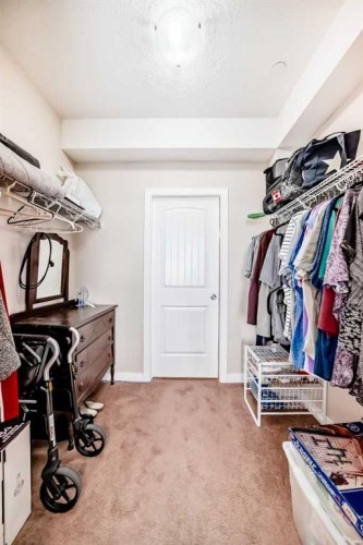207-1005B Westmount Drive, Strathmore, AB - Indoor With Storage